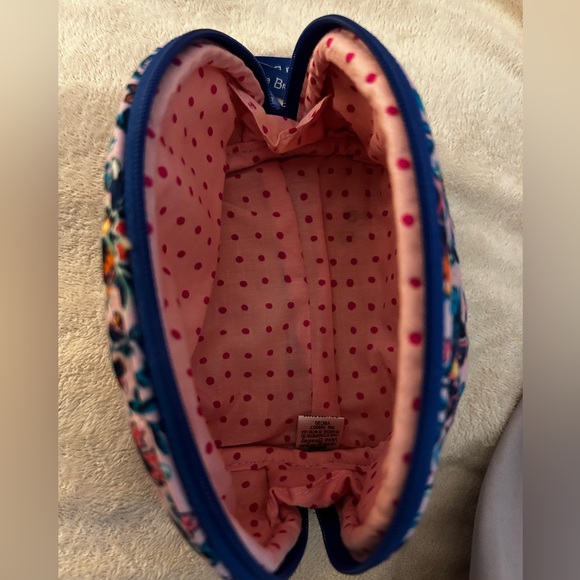 Vera Bradley make up bag - Picture 4 of 4